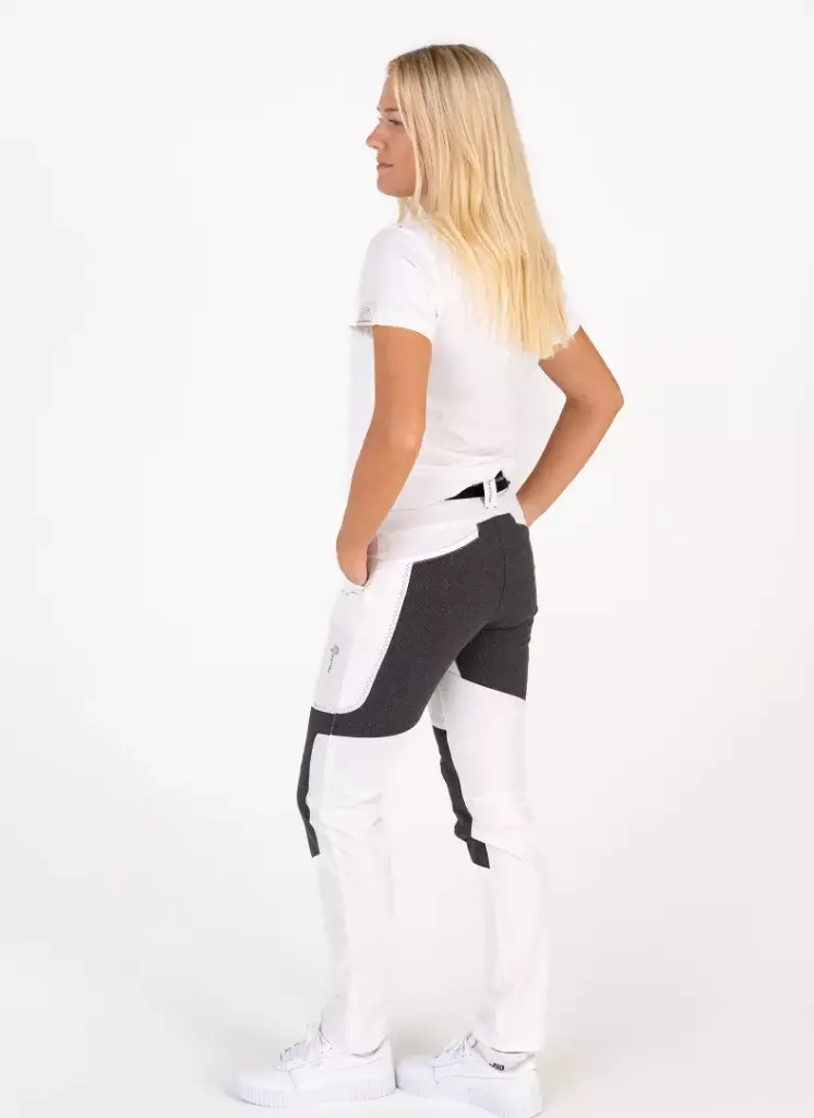 W-1200-trousers-seglingsbyxa-dam-PP6316-0100-D.webp