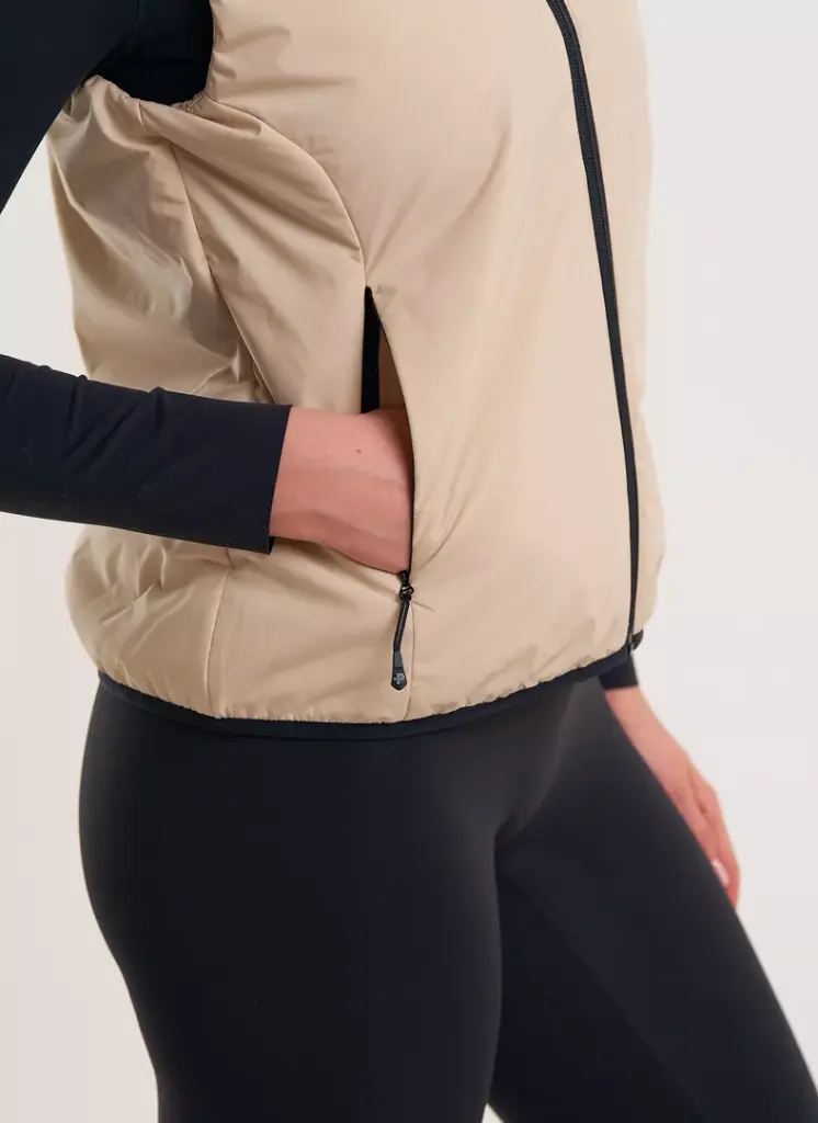 W-Arolla-aero-vest-damväst-PP7514-0743-d3.webp