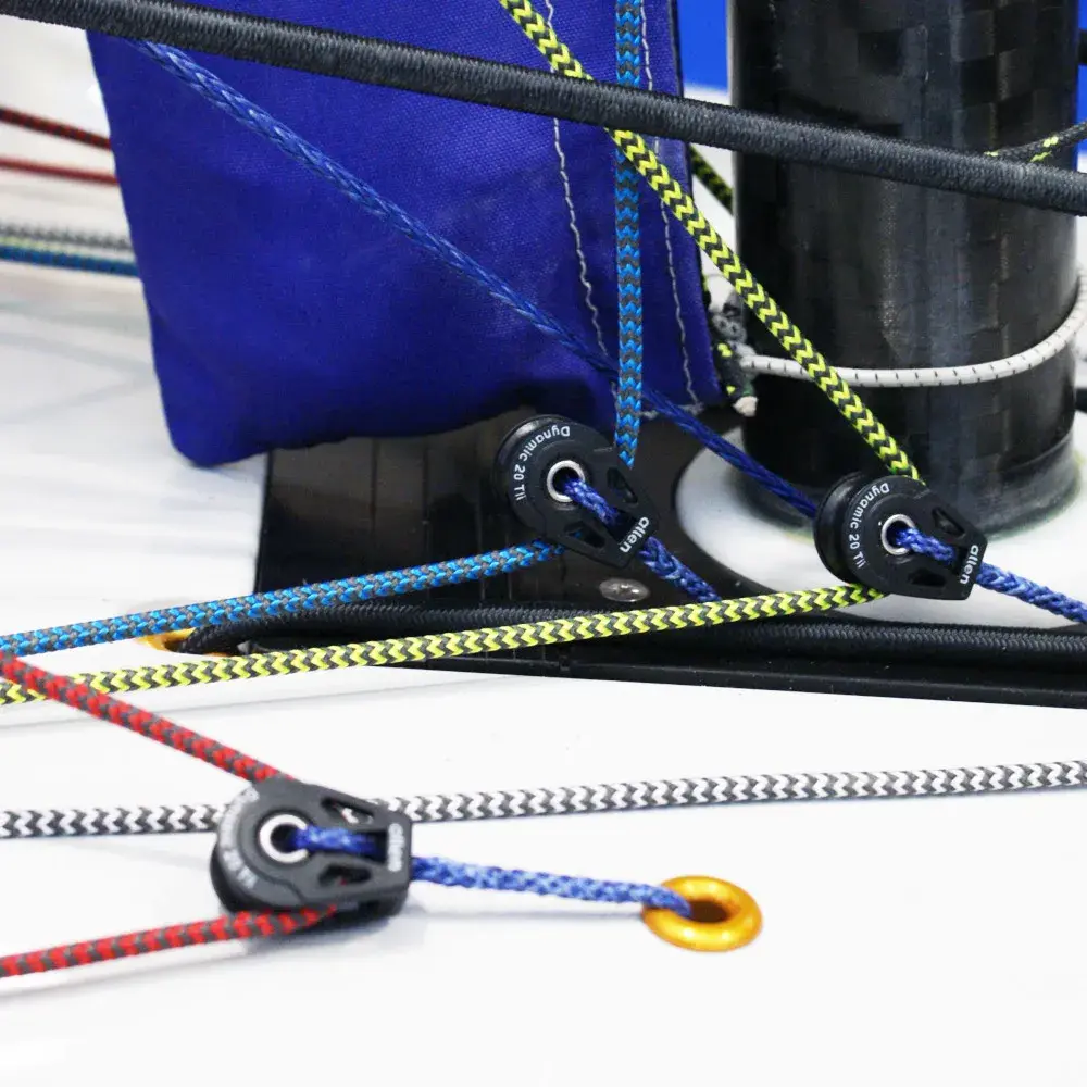 A2020Tii20At20Mast20Step20square20small.webp