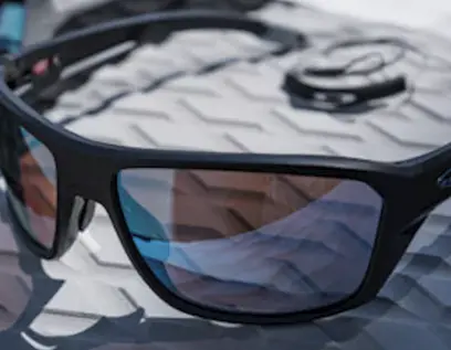 NACRA, OAKLEY Polarized Sunglasses, Prizm, Black