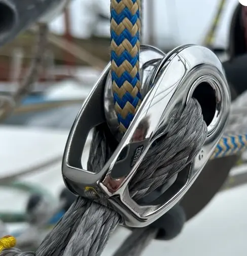 [PF4000040] KARVER, KBS10, poulie ronde avec manille textile, INOX